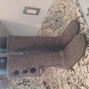 Grey sweater tall Uggs